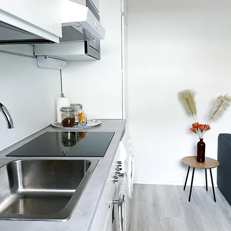 Cozy And Modern Centre